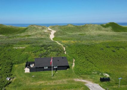 sommerhus for 4 personer ved hav og fjord i Thorsminde ved Vesterhavet opfrt 2003